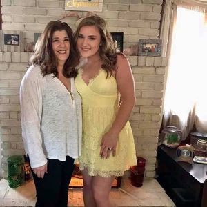 Meet your Posher, Stella